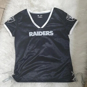 Raiders team apparel